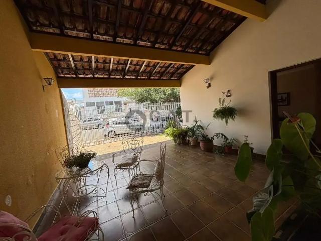 Casa / Sobrado para Locação em Sorocaba/SP Jardim Santa Rosália 5 Quartos