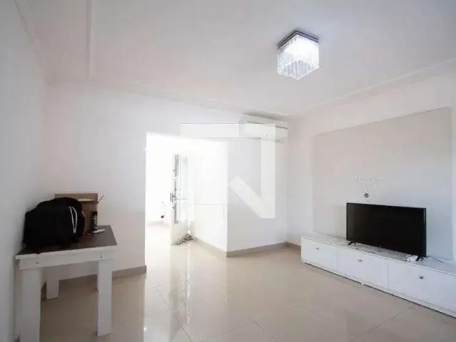 Casa / Sobrado para Locação em Sorocaba/SP Jardim Simus 3 Quartos