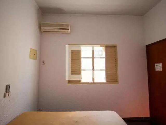 Casa / Sobrado para Locação em Sorocaba/SP Jardim Simus 1 Quartos