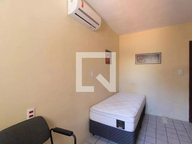 Casa / Sobrado para Locação em Sorocaba/SP Jardim Paulistano 6 Quartos