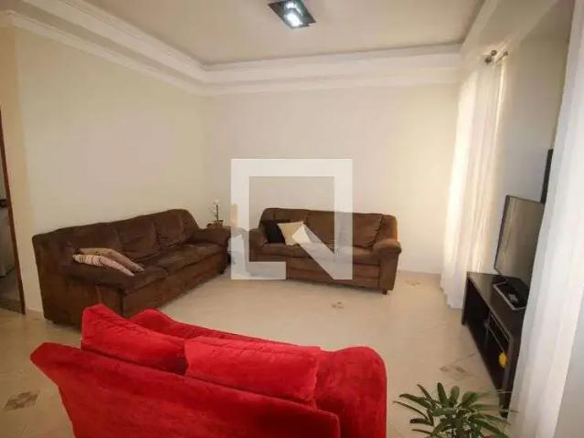 Casa / Sobrado para Locação em Sorocaba/SP Jardim Pagliato 3 Quartos