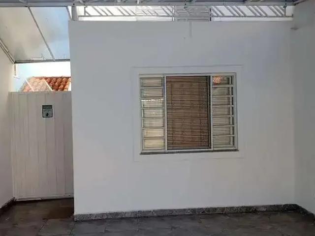 Casa / Sobrado para Locação em Sorocaba/SP Jardim Residencial Deolinda Guerra 2 Quartos