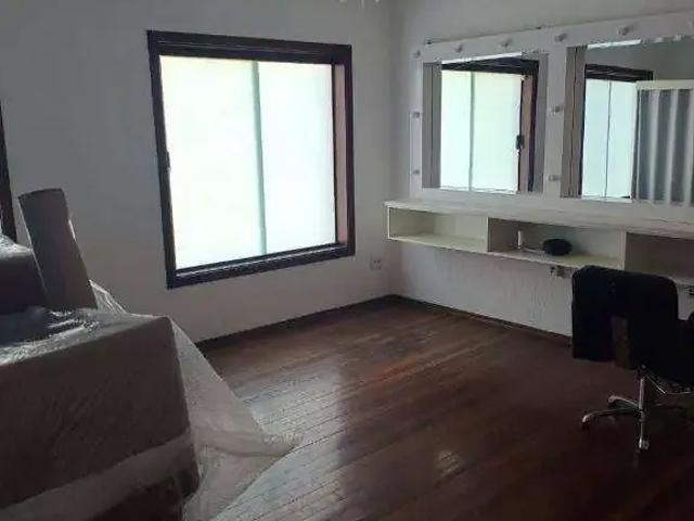 Casa / Sobrado para Locação em Sorocaba/SP Parque Campolim 5 Quartos