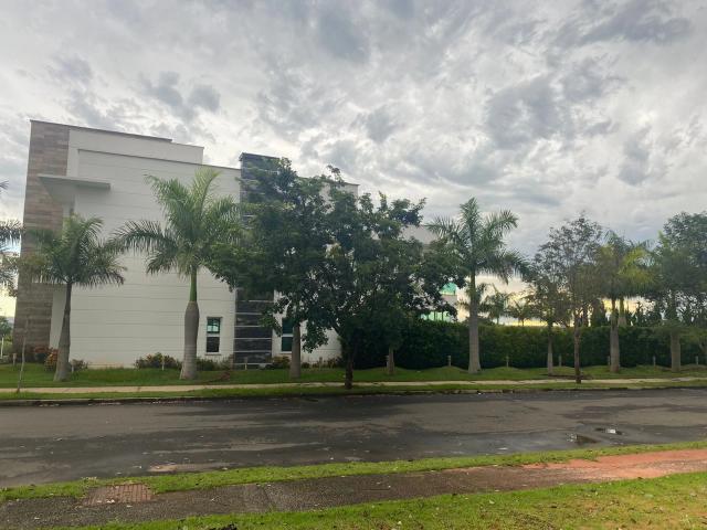 Casa / Sobrado para Locação em Sorocaba/SP Residencial Saint Patrick 4 Quartos
