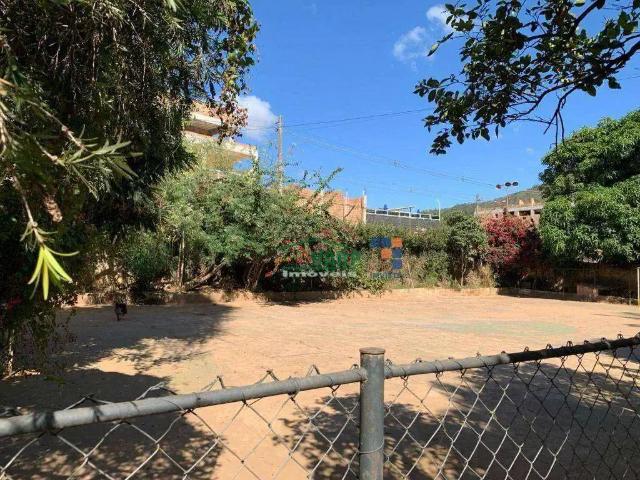 Casa / Sobrado para Locação em Sabará/MG Santo Antônio Roça Grande 5 Quartos
