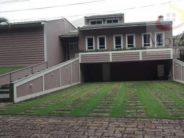 Casa / Sobrado para Locação em Salto/SP Condomínio Monte Belo 4 Quartos