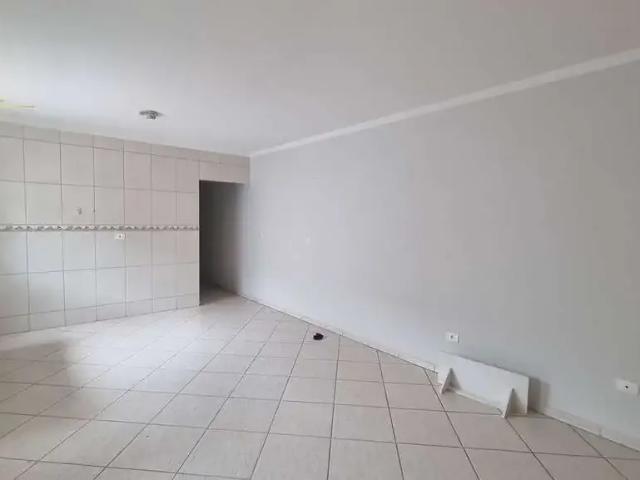 Casa / Sobrado para Locação em Salto/SP Loteamento Terras de São Pedro e São Paulo 2 Quartos