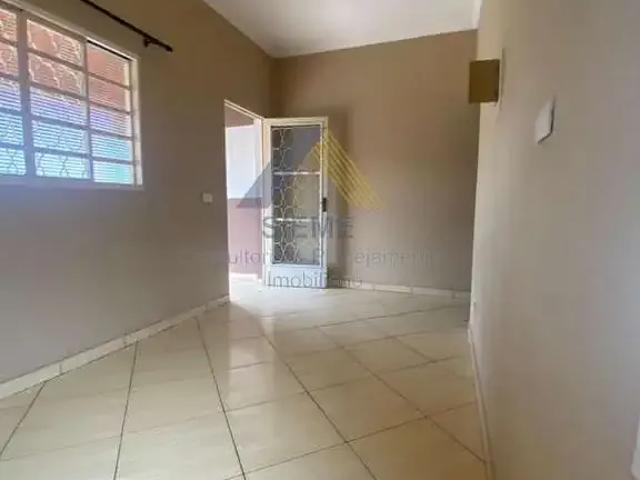 Casa / Sobrado para Locação em Salto/SP Loteamento Terras de São Pedro e São Paulo 2 Quartos