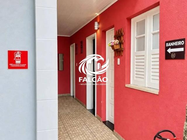 Casa / Sobrado para Locação em Salvador/BA Vila Laura 5 Quartos