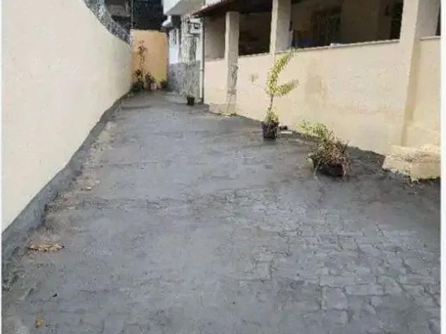 Casa / Sobrado para Locação em Salvador/BA Acupe de Brotas 3 Quartos
