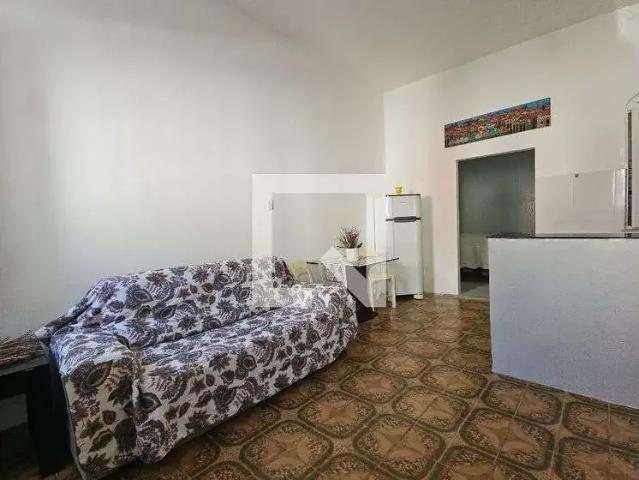 Casa / Sobrado para Locação em Salvador/BA Barbalho 1 Quartos