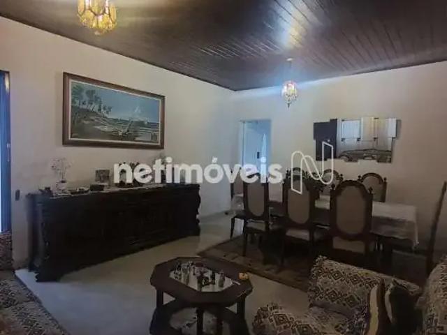 Casa / Sobrado para Locação em Salvador/BA Barris 4 Quartos