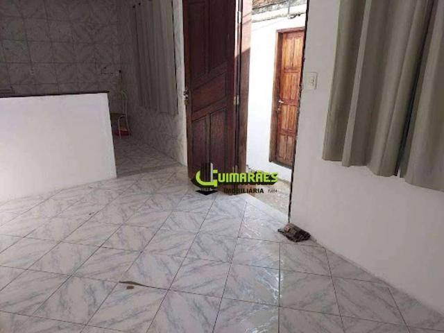Casa / Sobrado para Locação em Salvador/BA Bonfim 2 Quartos
