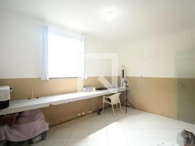 Casa / Sobrado para Locação em Salvador/BA Boca do Rio 3 Quartos