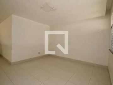 Casa / Sobrado para Locação em Salvador/BA Brotas 3 Quartos