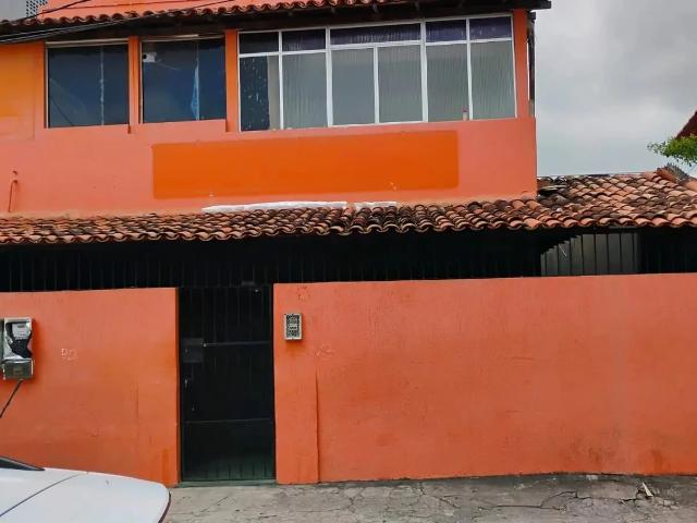 Casa / Sobrado para Locação em Salvador/BA Brotas 3 Quartos