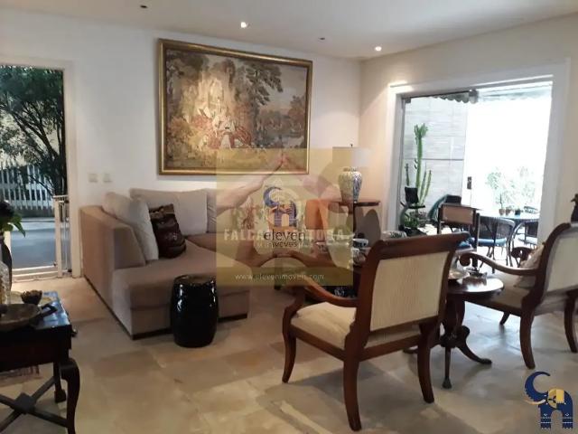 Casa / Sobrado para Locação em Salvador/BA Caminho das Árvores 5 Quartos