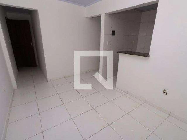 Casa / Sobrado para Locação em Salvador/BA Cabula VI 1 Quartos