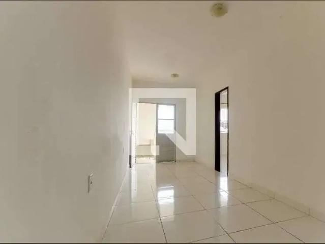 Casa / Sobrado para Locação em Salvador/BA Caixa D'Água 2 Quartos