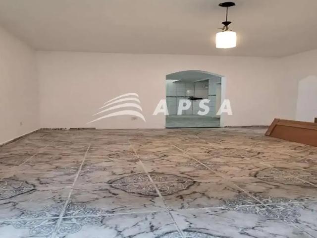 Casa / Sobrado para Locação em Salvador/BA Dom Avelar 3 Quartos