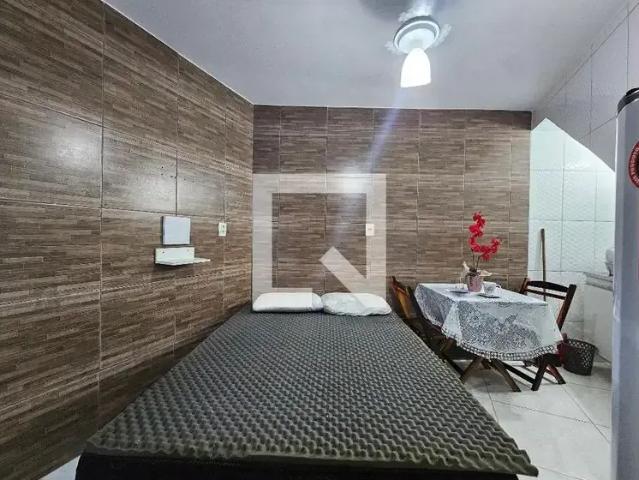 Casa / Sobrado para Locação em Salvador/BA Federação 1 Quartos