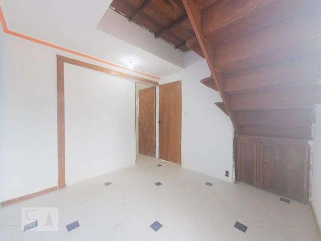 Casa / Sobrado para Locação em Salvador/BA Federação 2 Quartos