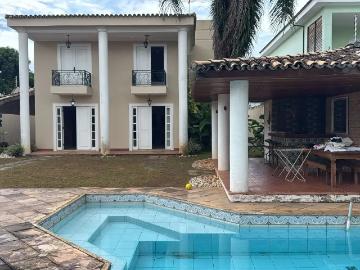 Casa / Sobrado para Locação em Salvador/BA Itaigara 4 Quartos