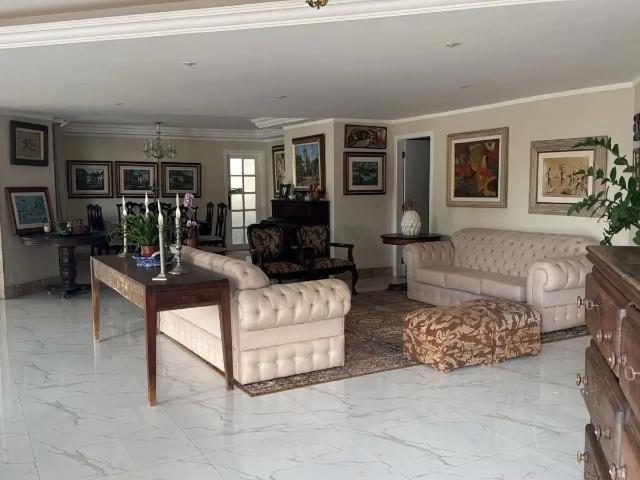 Casa / Sobrado para Locação em Salvador/BA Itaigara 4 Quartos
