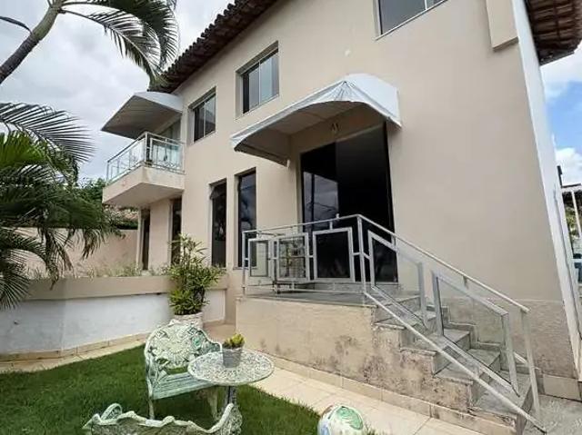 Casa / Sobrado para Locação em Salvador/BA Itaigara 5 Quartos