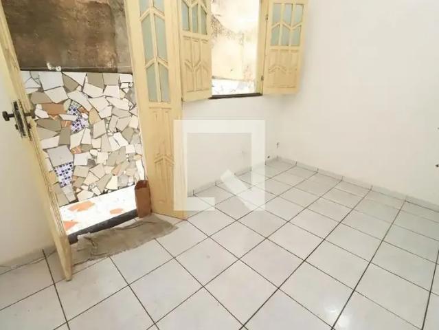 Casa / Sobrado para Locação em Salvador/BA Itapuã 1 Quartos