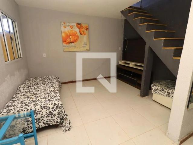 Casa / Sobrado para Locação em Salvador/BA Itapuã 1 Quartos