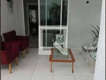 Casa / Sobrado para Locação em Salvador/BA Itapuã 3 Quartos
