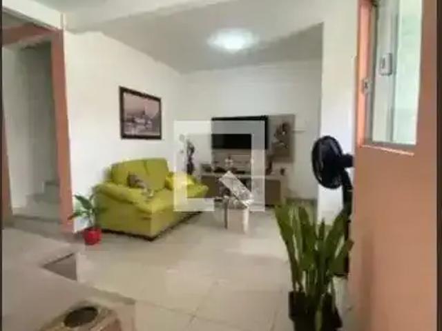 Casa / Sobrado para Locação em Salvador/BA Itapuã 3 Quartos