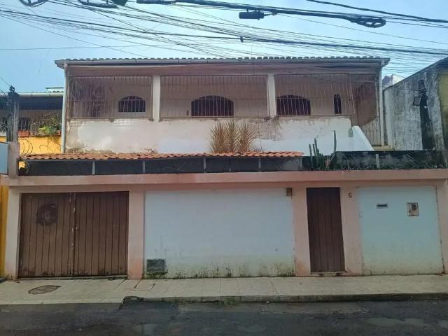 Casa / Sobrado para Locação em Salvador/BA Nova Brasília de Itapuã 3 Quartos
