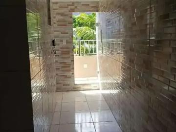Casa / Sobrado para Locação em Salvador/BA Pernambués 2 Quartos