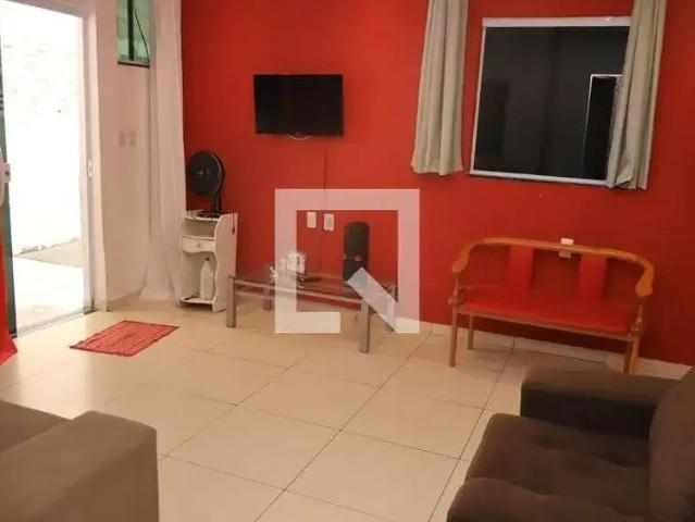 Casa / Sobrado para Locação em Salvador/BA Piatã 2 Quartos