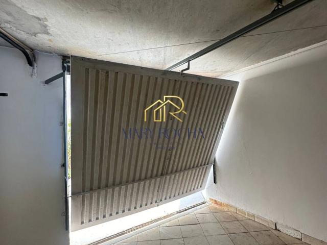 Casa / Sobrado para Locação em Salvador/BA Piatã 3 Quartos