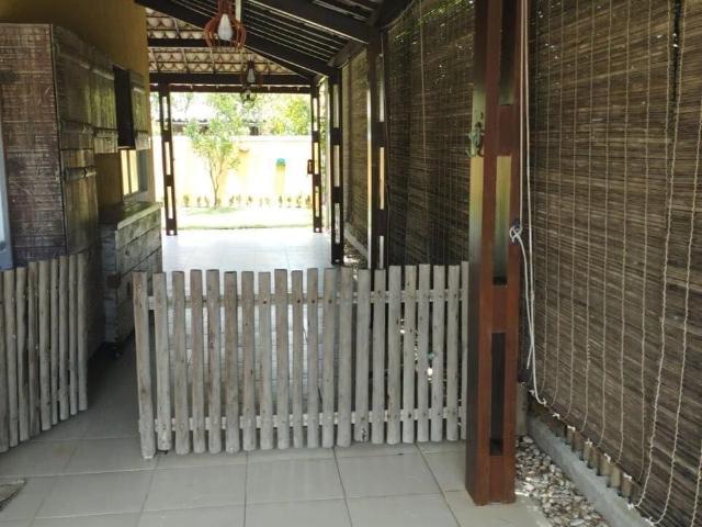 Casa / Sobrado para Locação em Salvador/BA Piatã 4 Quartos