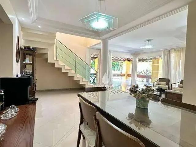 Casa / Sobrado para Locação em Salvador/BA Piatã 5 Quartos