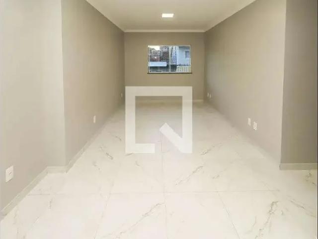 Casa / Sobrado para Locação em Salvador/BA Pituaçu 2 Quartos