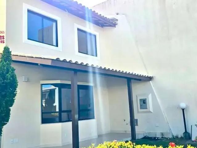 Casa / Sobrado para Locação em Salvador/BA Praia do Flamengo 4 Quartos