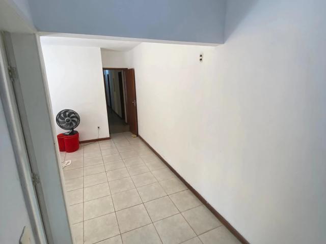 Casa / Sobrado para Locação em Salvador/BA Praia do Flamengo 3 Quartos