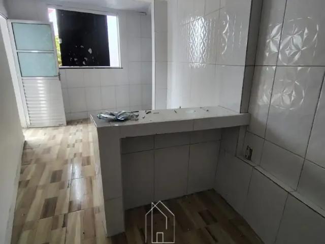 Casa / Sobrado para Locação em Salvador/BA São Caetano 1 Quartos