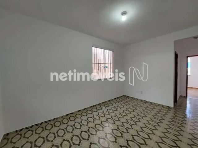 Casa / Sobrado para Locação em Salvador/BA São Caetano 3 Quartos