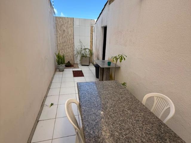 Casa / Sobrado para Locação em Salvador/BA Stella Maris 4 Quartos