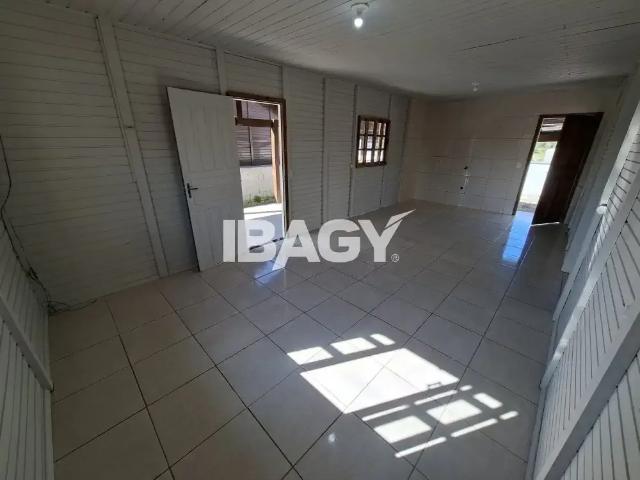 Casa / Sobrado para Locação em Santo Amaro da Imperatriz/SC Sul do Rio 2 Quartos