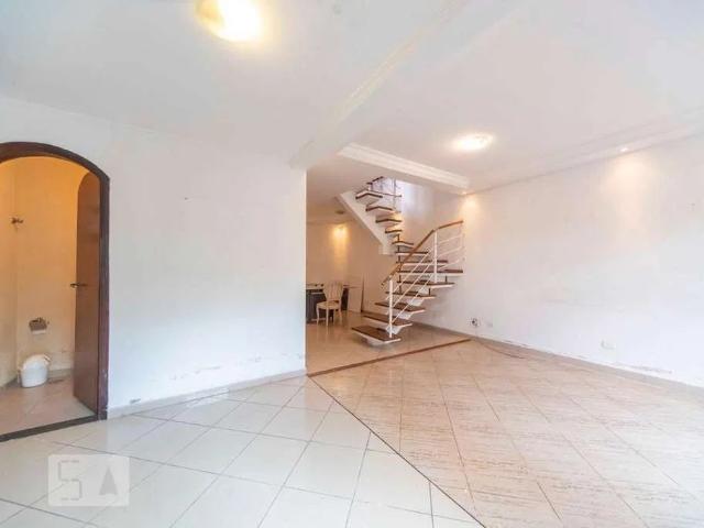 Casa / Sobrado para Locação em Santo André/SP Vila Curuçá 3 Quartos