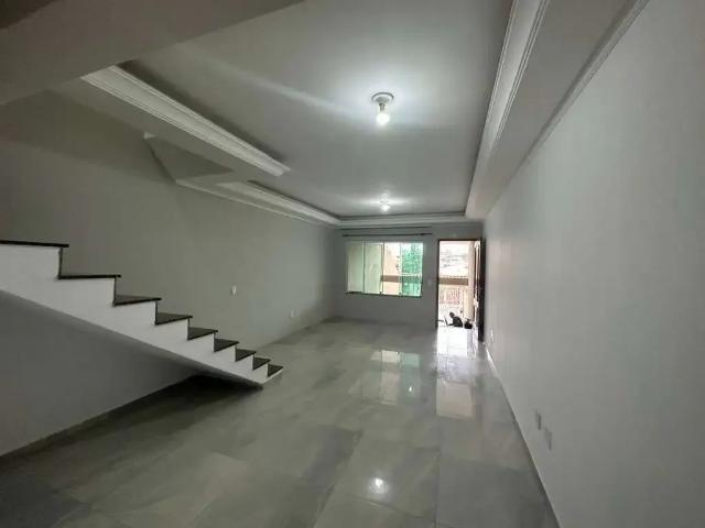 Casa / Sobrado para Locação em Santo André/SP Vila Cecília Maria 3 Quartos