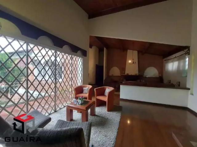 Casa / Sobrado para Locação em Santo André/SP Vila Pires 3 Quartos