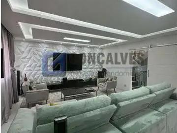 Casa / Sobrado para Locação em Santo André/SP Vila Pires 3 Quartos